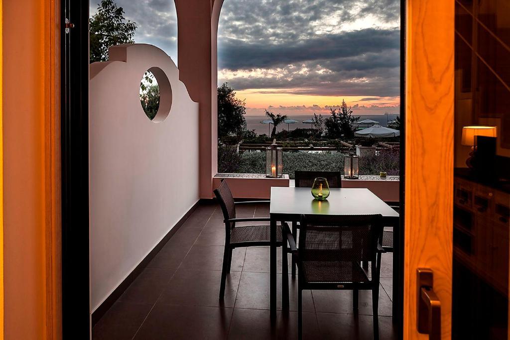 Tenuta Del Poggio Antico Forio di Ischia Værelse billede